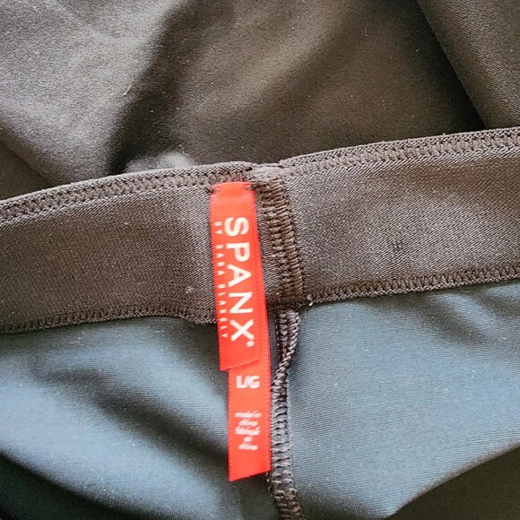 SPANX Shapewear SmartGrip Half Slip Skirt10179R Sculpting Black Size L - Picture 4 of 6